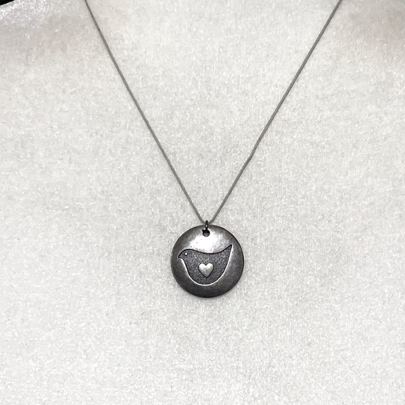 Hallmark Jewelry - Vintage Hallmark HMK Pewter Style Bird & Heart Disc Pendant Necklace